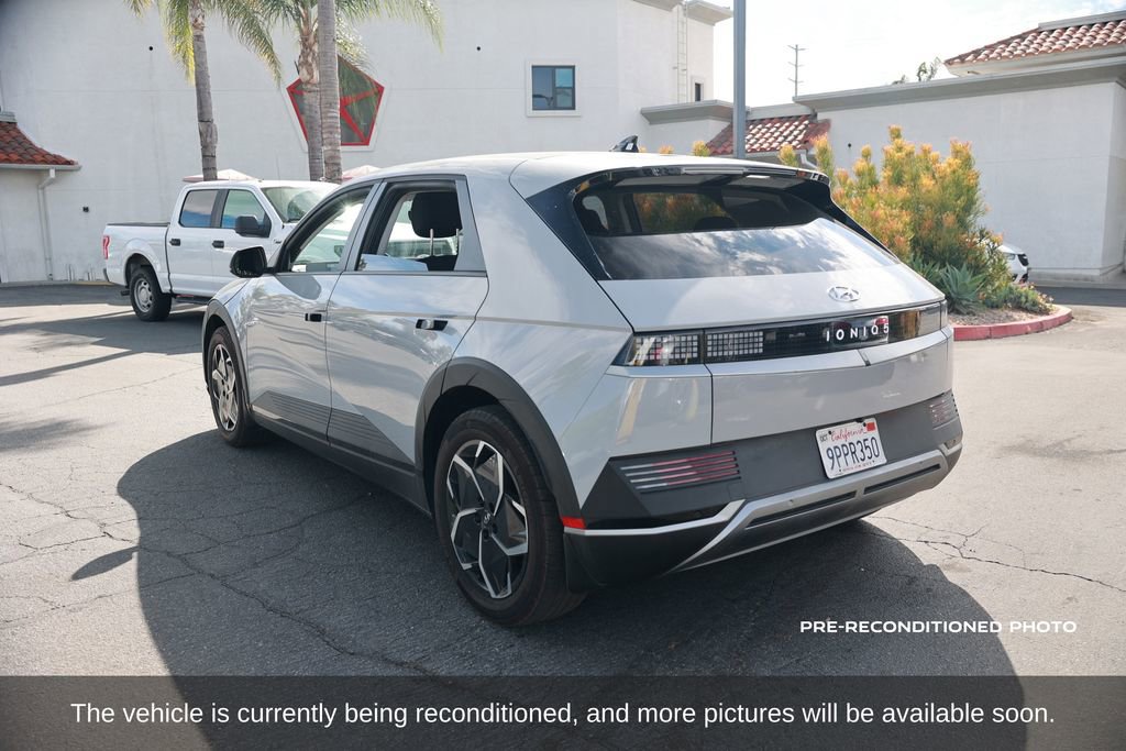 Used 2024 Hyundai Ioniq 5 SE image 3