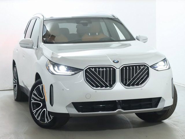 Certified 2025 BMW X3 xDrive30i w/ Convenience Package image 2