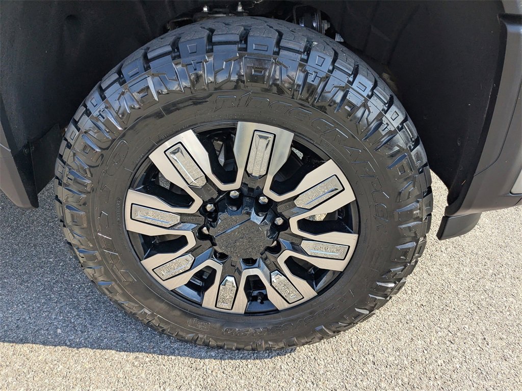 Used 2025 GMC Sierra 2500 Denali w/ Denali Reserve Package image 11