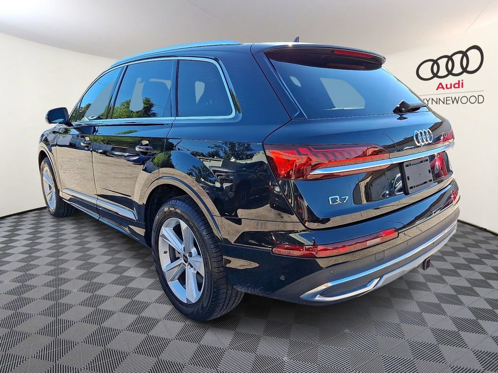 Used 2023 Audi Q7 2.0T Premium w/ Convenience Package AWD/4WD image 4