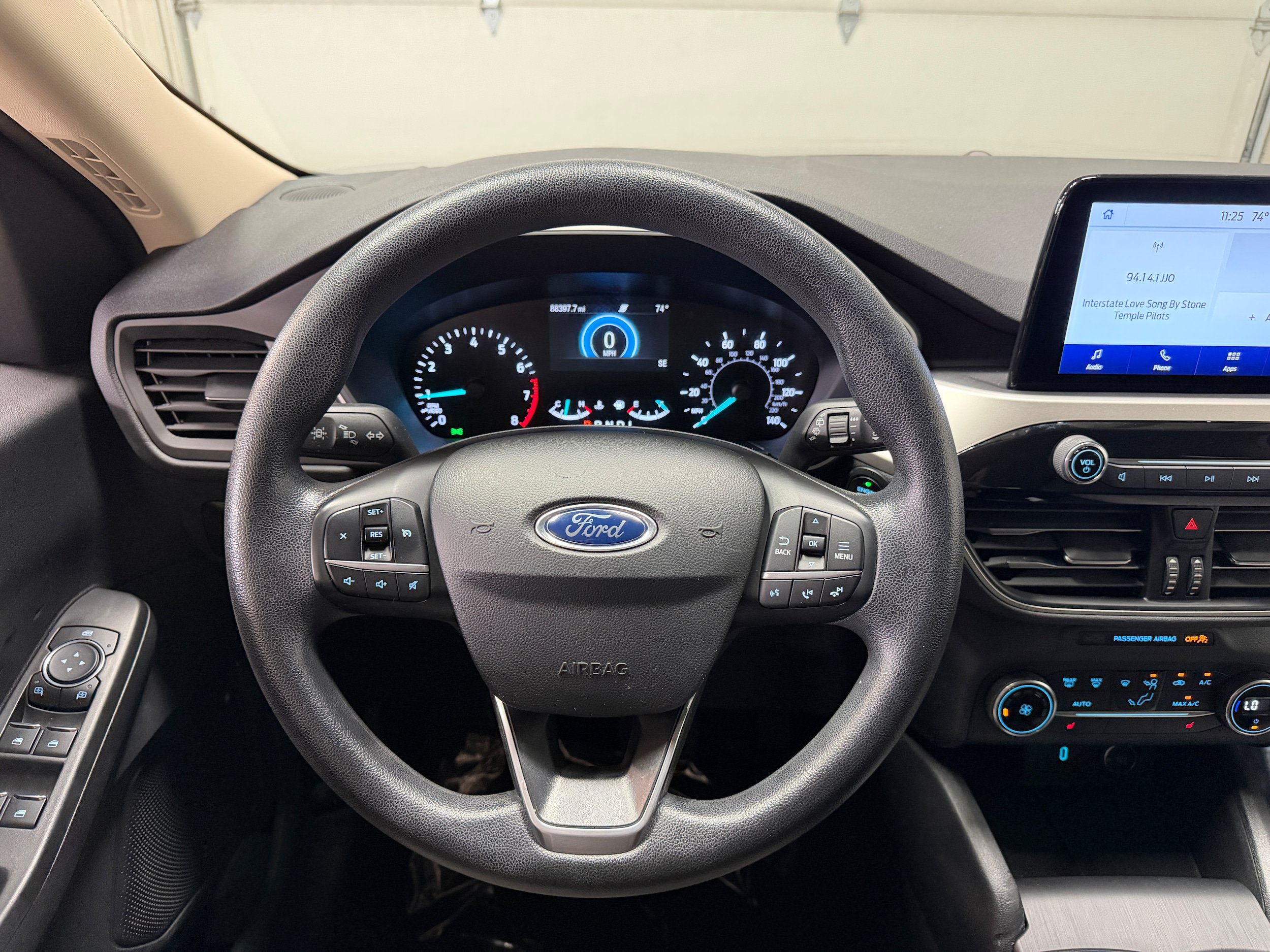 Certified 2020 Ford Escape SE AWD/4WD image 16