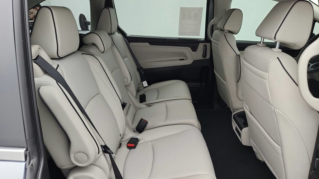 Used 2026 Honda Odyssey Touring image 24