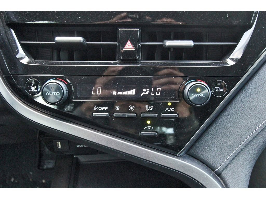 Used 2023 Toyota Camry SE w/ Convenience Package FWD image 26