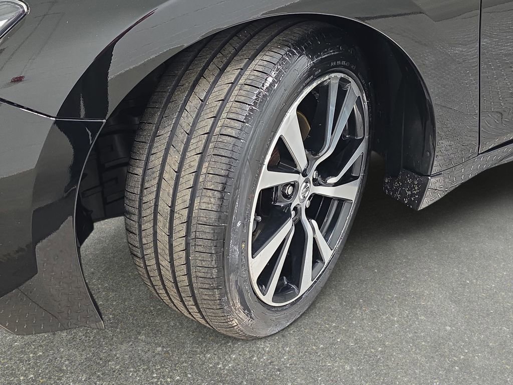 Used 2018 Nissan Maxima 3.5 SL FWD image 30