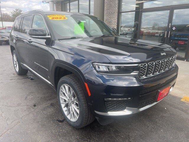 Used 2023 Jeep Grand Cherokee L Summit image 1
