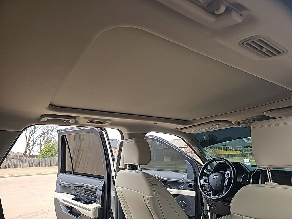 Used 2018 Ford Expedition Platinum image 33