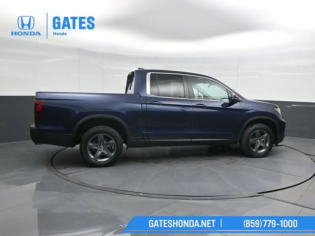 Certified 2023 Honda Ridgeline RTL image 3