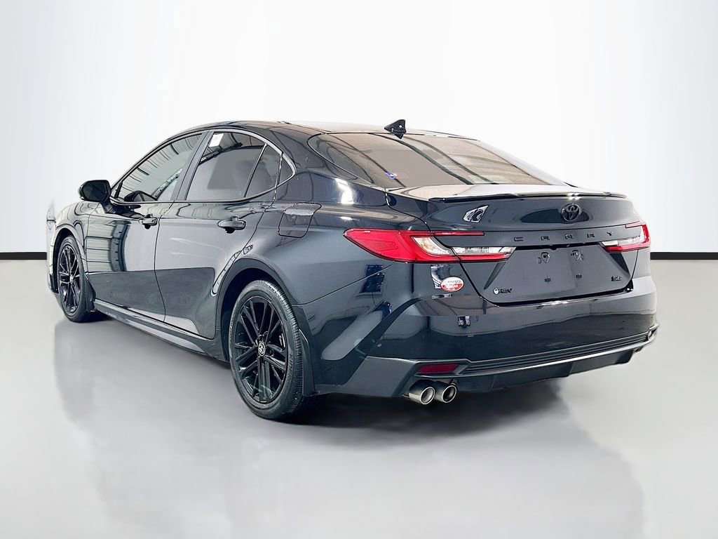 Used 2025 Toyota Camry SE FWD image 6