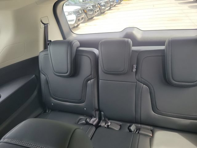 New 2026 Nissan Armada SV AWD/4WD image 11