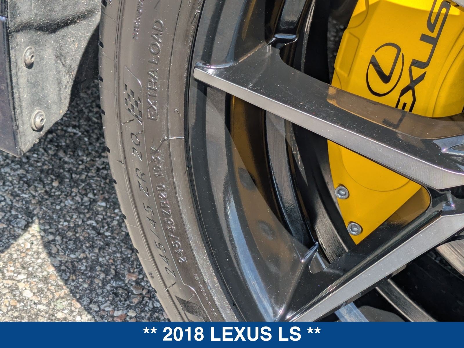 Used 2018 Lexus LS 500 AWD w/ Luxury Package image 15