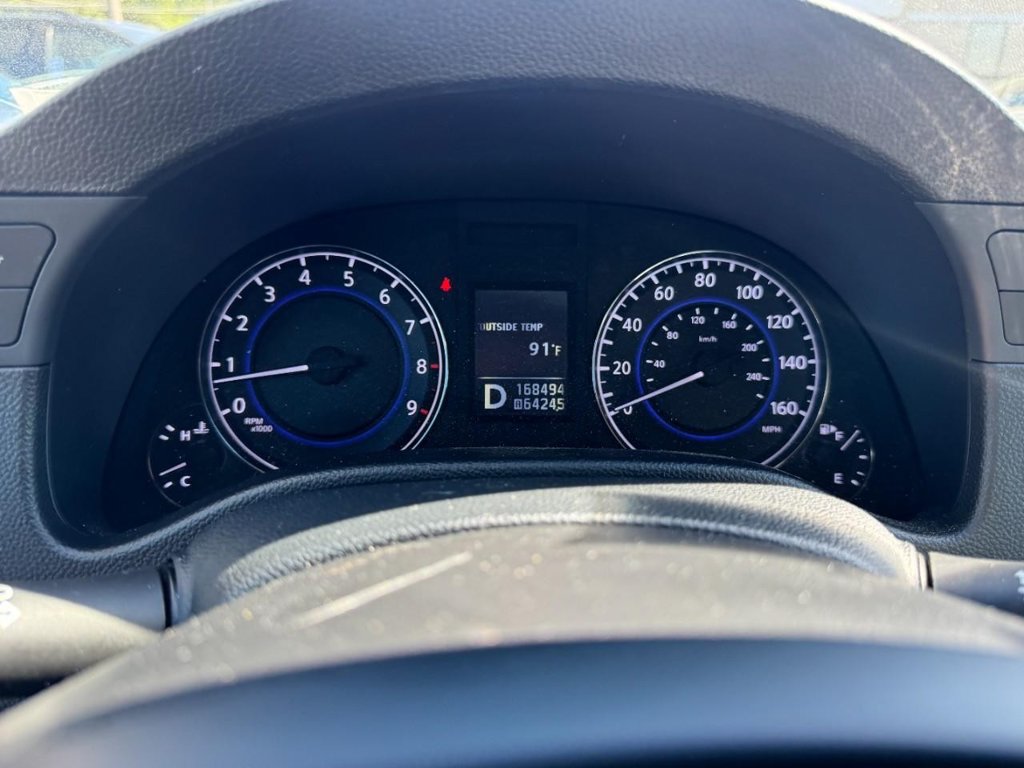 Used 2015 INFINITI Q40 AWD w/ Moonroof Package image 24