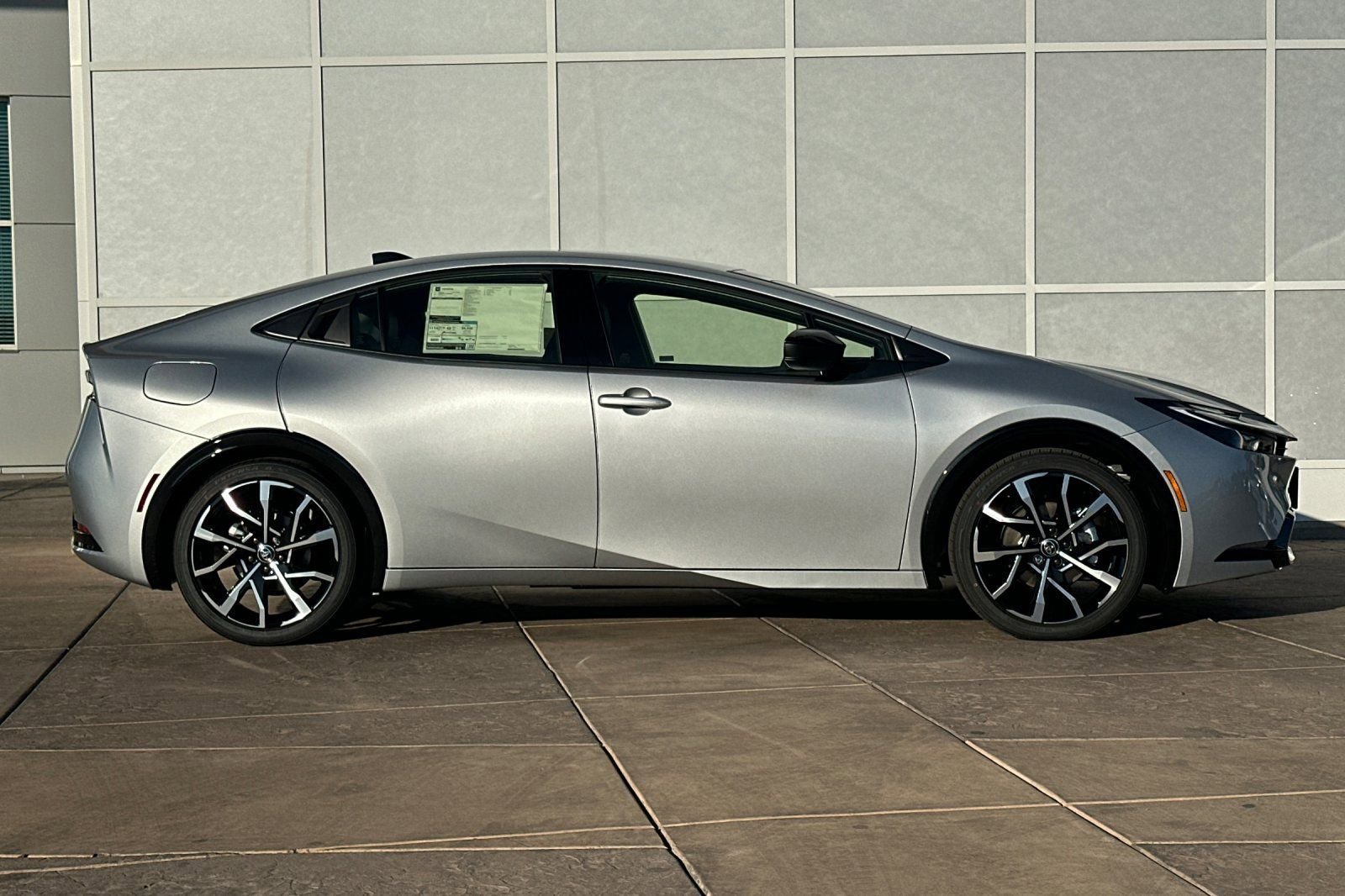 New 2026 Toyota Prius Plug-In Hybrid FWD image 3