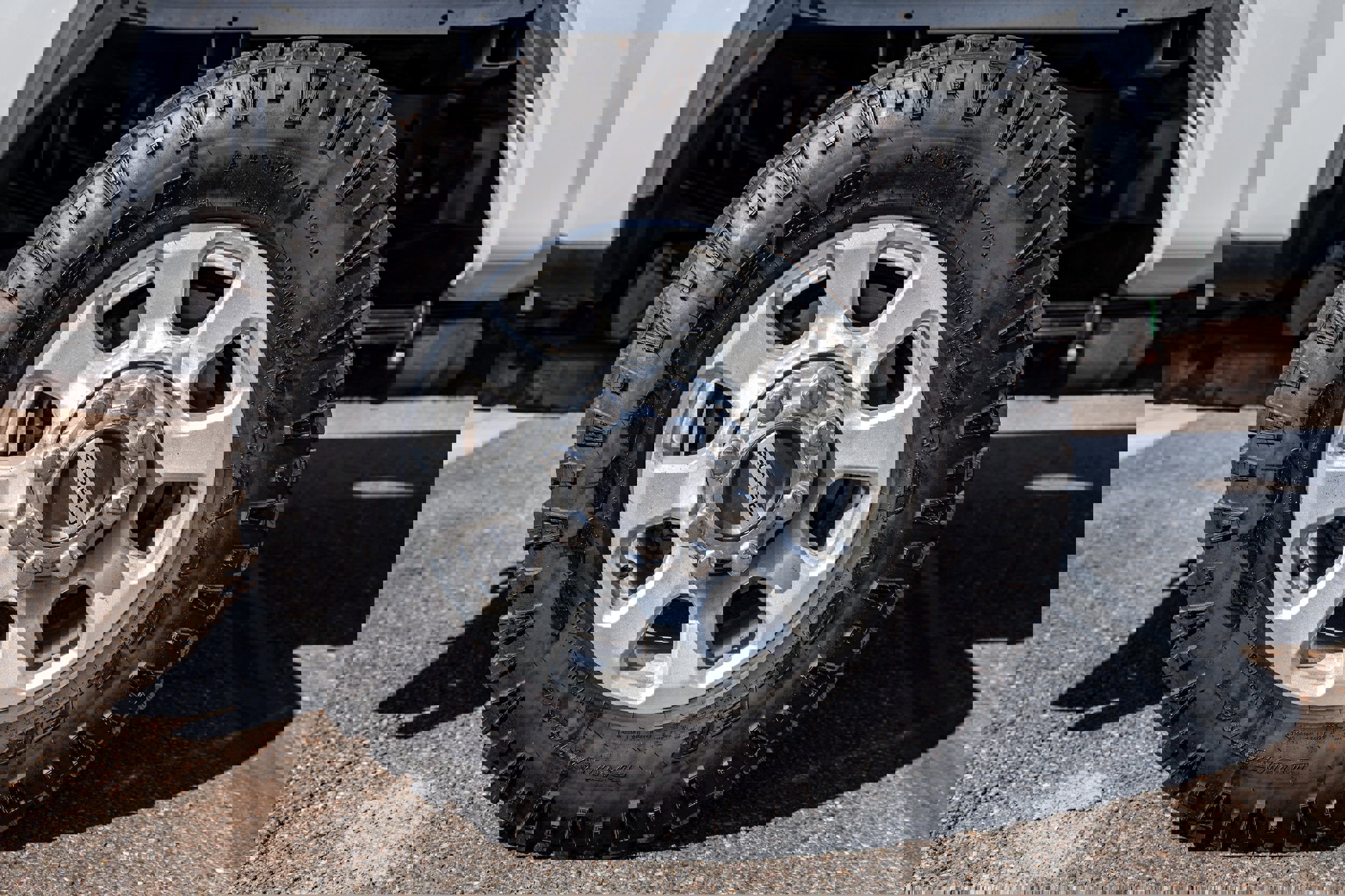 Used 2024 Ford F350 XLT w/ FX4 Off-Road Package image 8