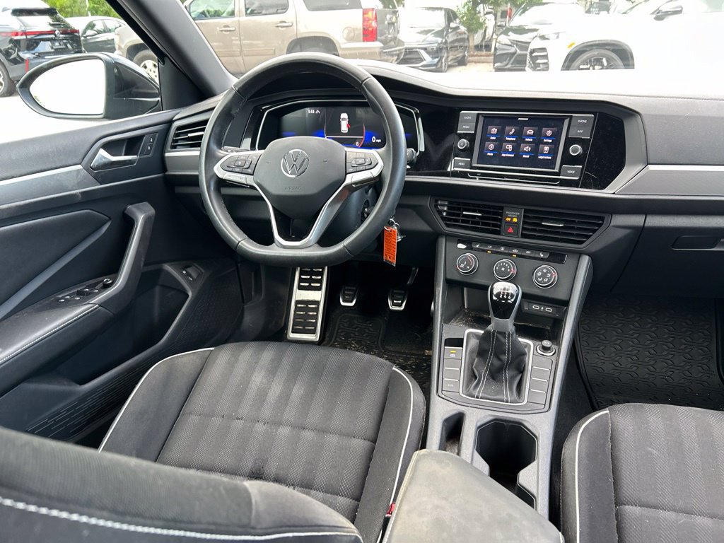 Used 2024 Volkswagen Jetta Sport FWD image 6