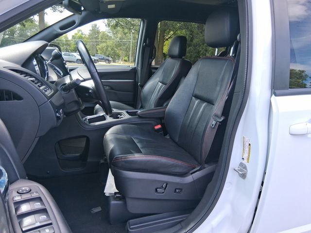 Used 2019 Dodge Grand Caravan GT FWD image 11