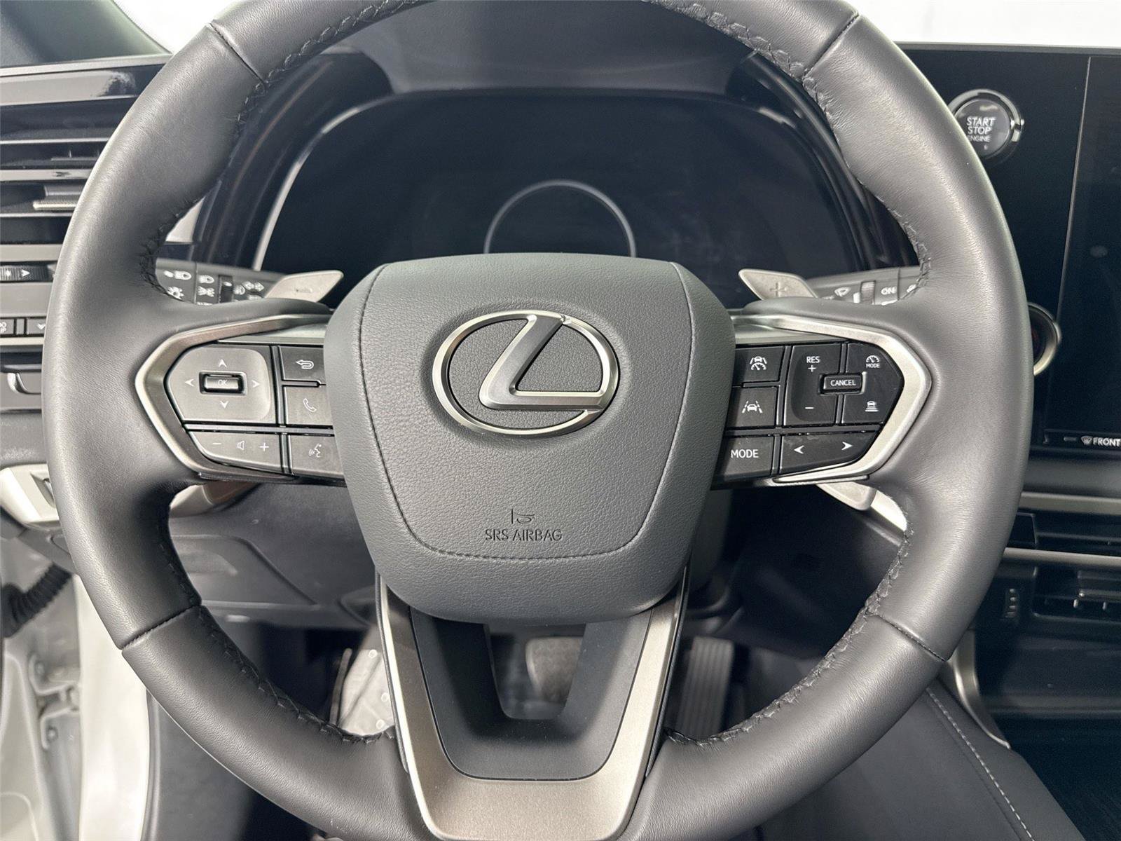 Used 2024 Lexus RX 350 FWD w/ Technology Package image 16