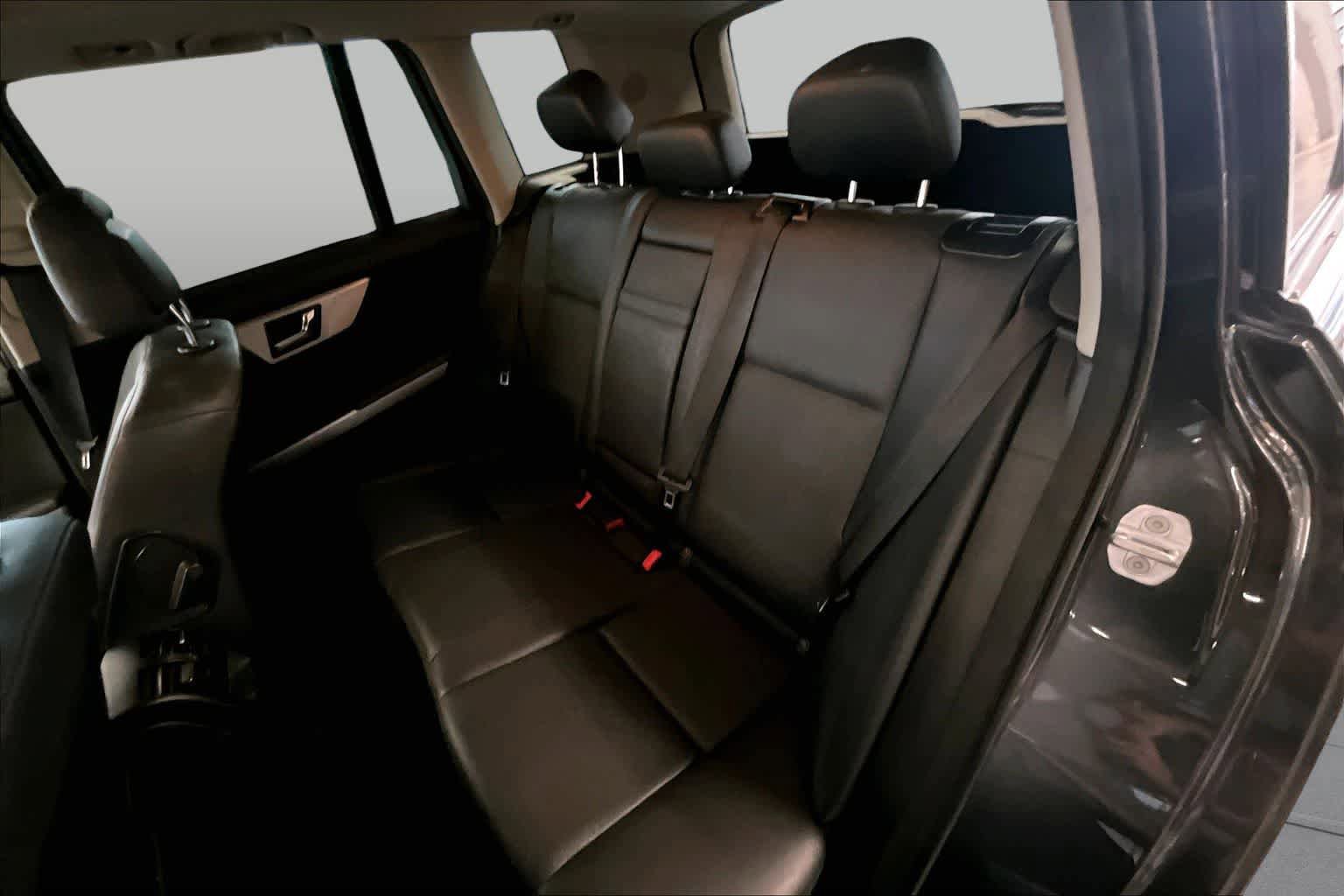 Used 2011 Mercedes-Benz GLK 350 2WD image 13