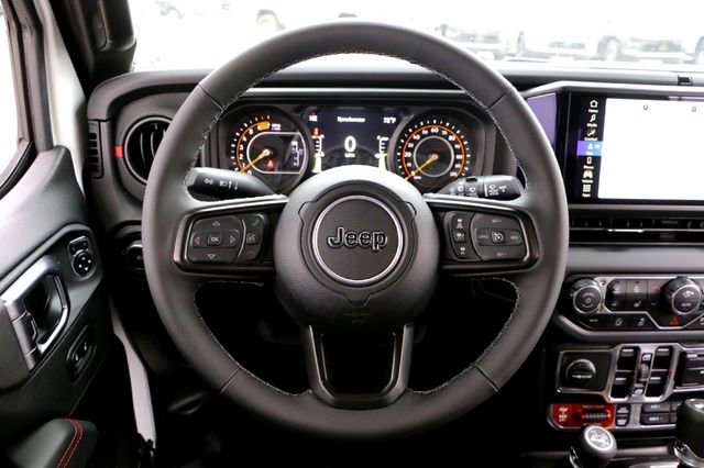 Used 2026 Jeep Wrangler Unlimited Rubicon AWD/4WD image 28