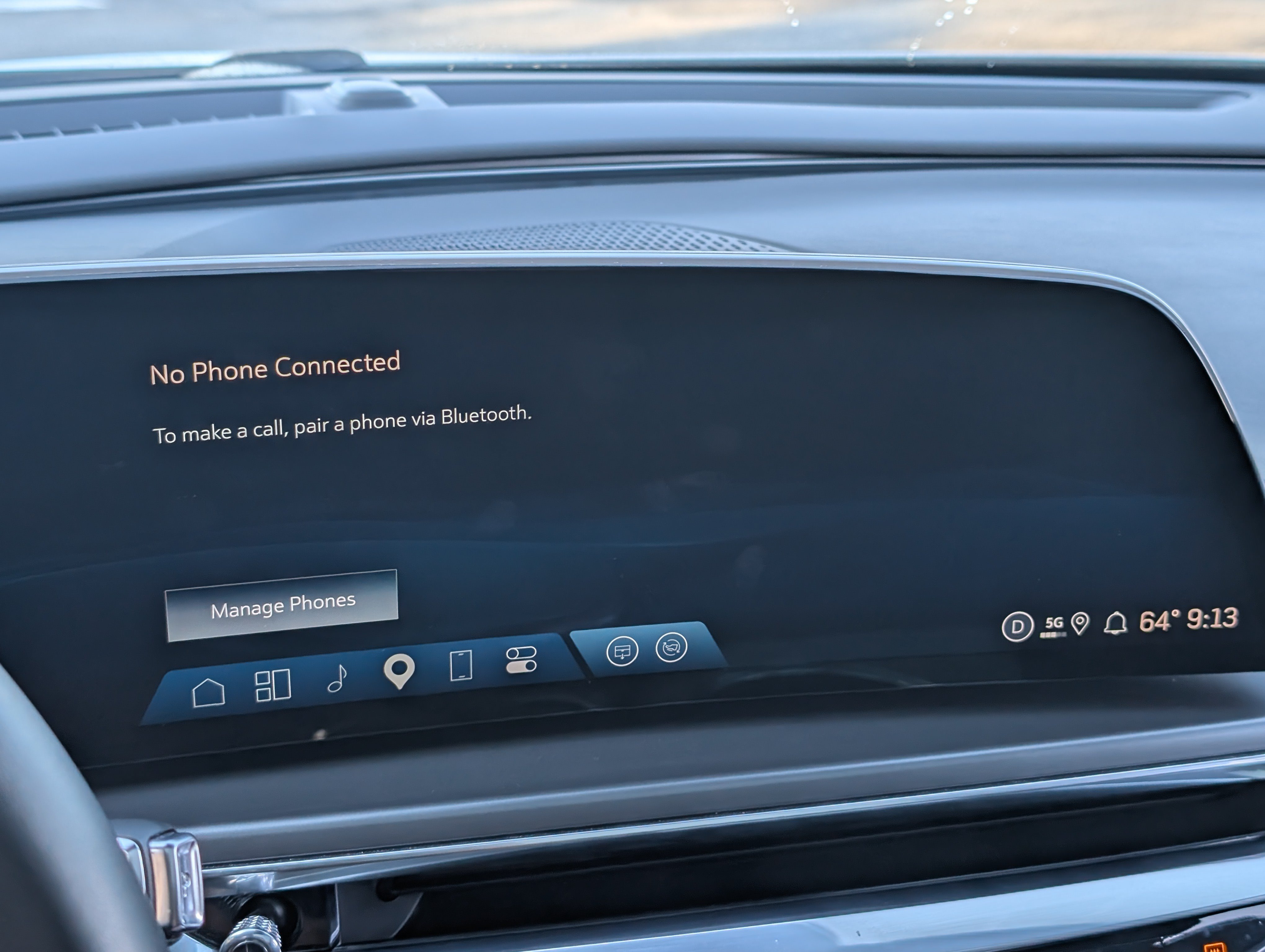 Used 2024 Cadillac Lyriq Tech RWD image 30