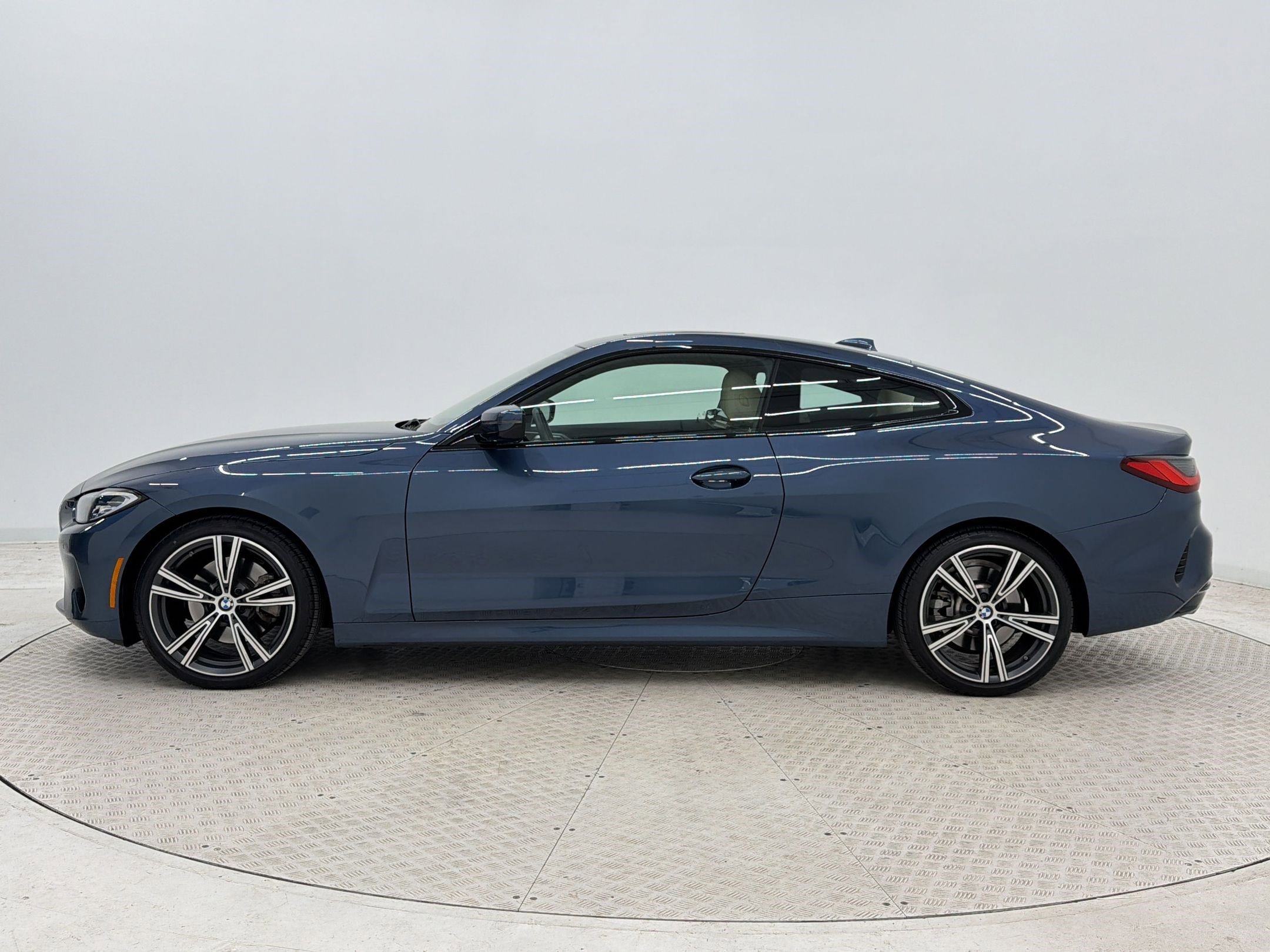Certified 2023 BMW 430i Coupe w/ Convenience Package image 2