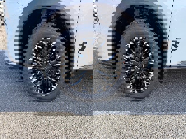 New 2026 Nissan Rogue SV image 9