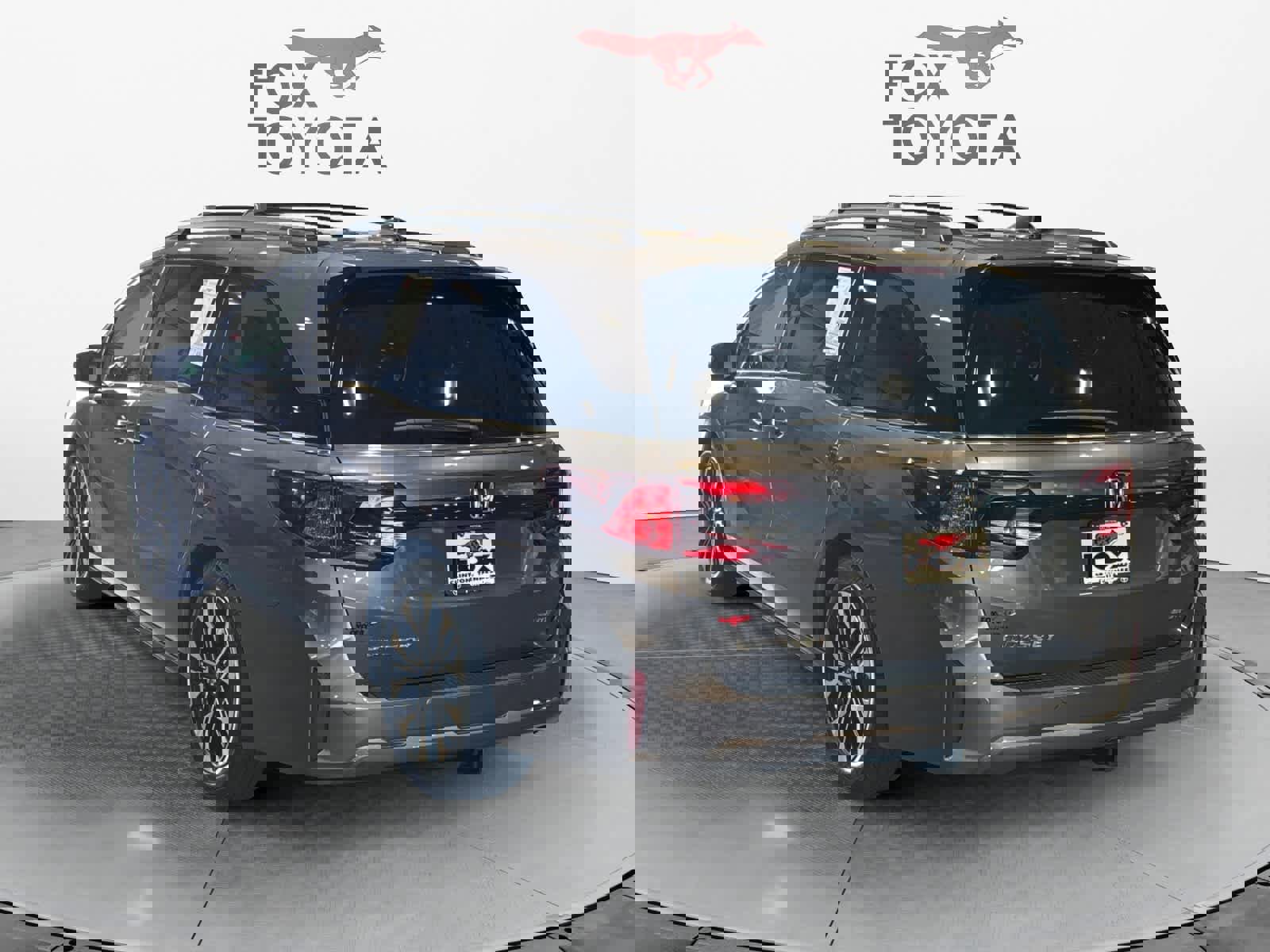 Used 2026 Honda Odyssey Elite image 4