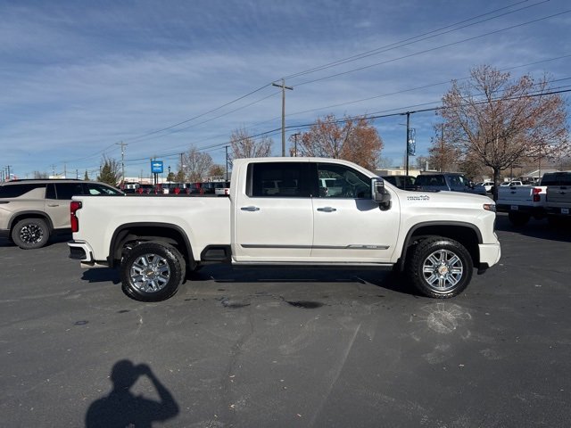 Used 2024 Chevrolet Silverado 3500 High Country w/ High Country Premium Package image 8