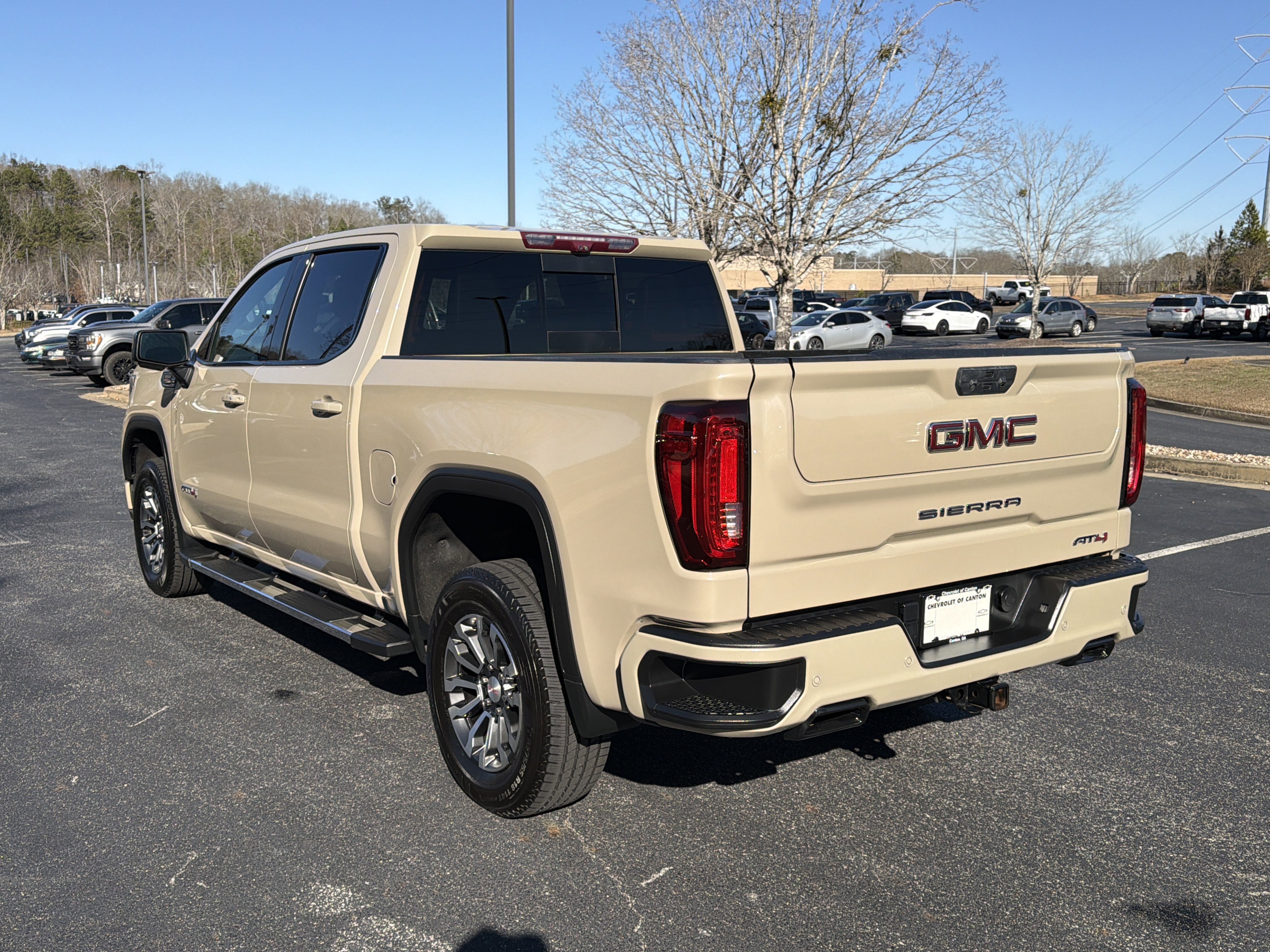 Used 2023 GMC Sierra 1500 AT4 w/ Technology Package image 7