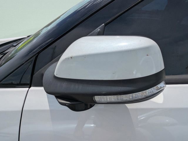 Used 2019 Ford Explorer Limited FWD image 9
