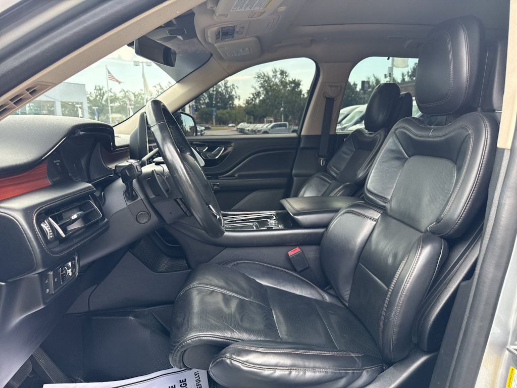 Used 2021 Lincoln Aviator Grand Touring w/ Equipment Group 301A AWD/4WD image 15