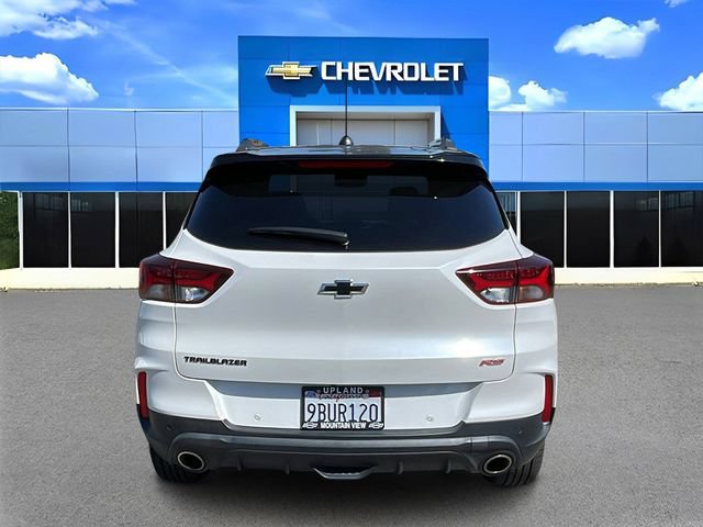 Used 2022 Chevrolet TrailBlazer RS w/ Sun and Liftgate Package FWD image 4