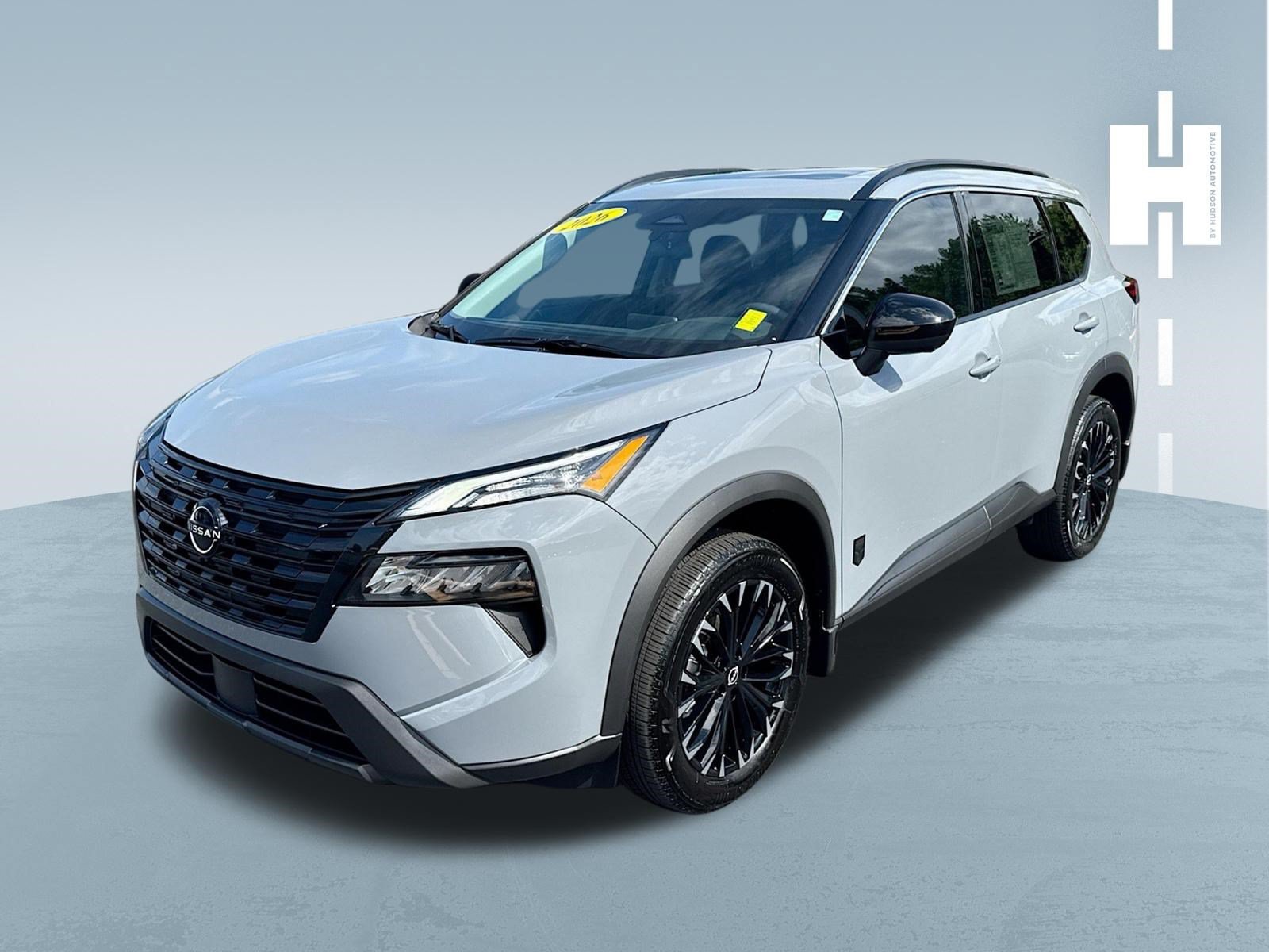 Used 2026 Nissan Rogue Dark Armor FWD image 3