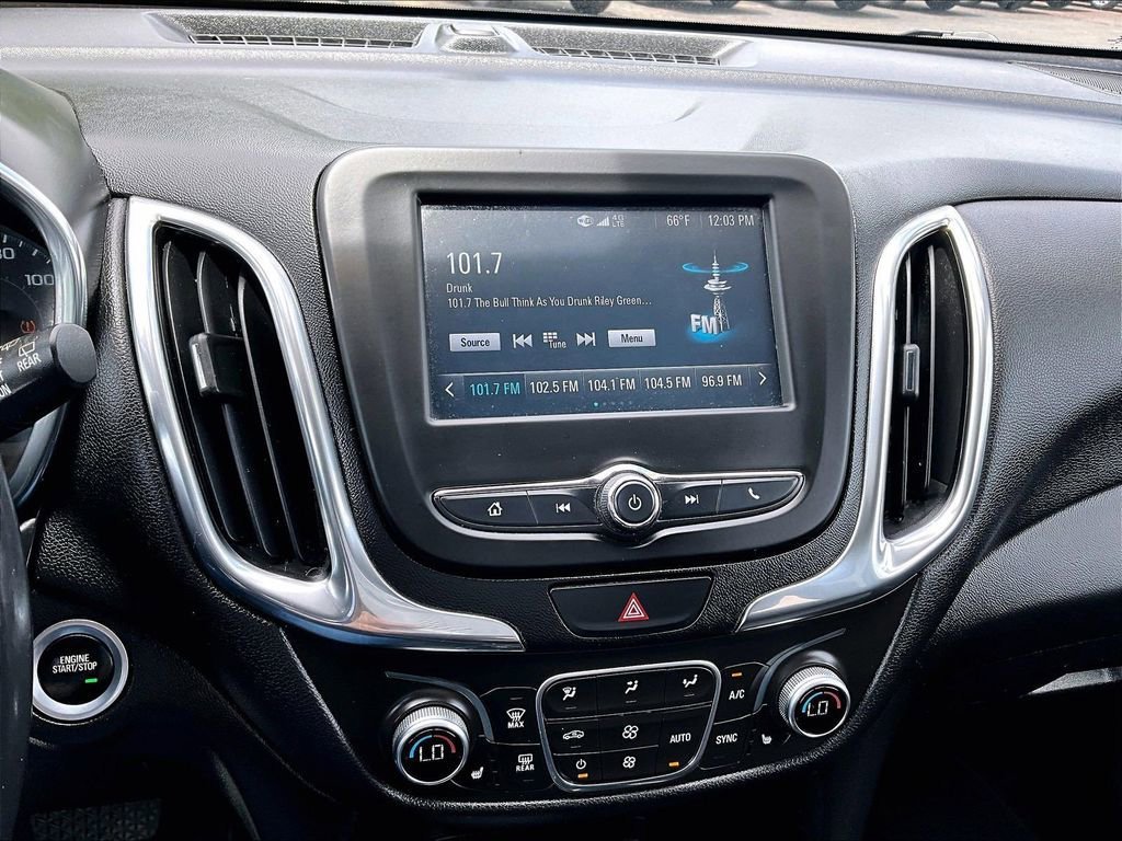 Used 2018 Chevrolet Equinox LT AWD/4WD image 26