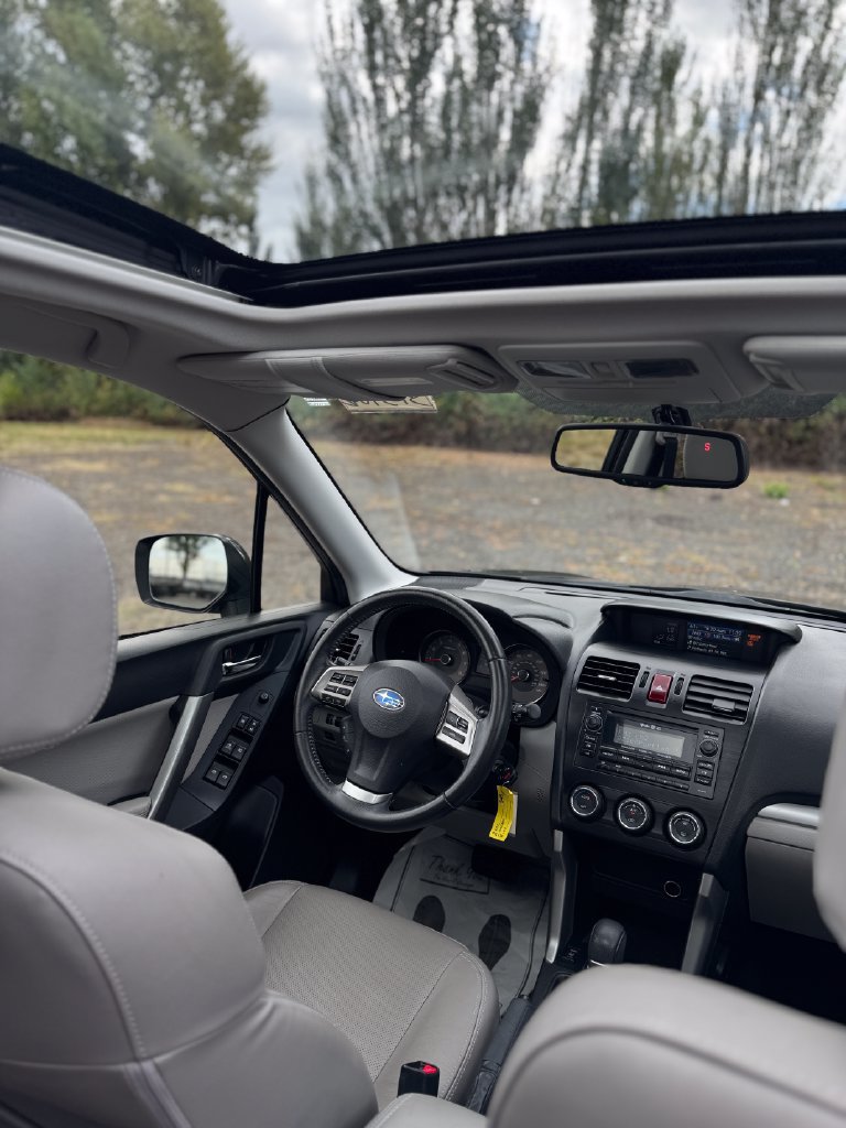 Used 2014 Subaru Forester 2.5i Limited w/ Popular Package #1 AWD/4WD image 29