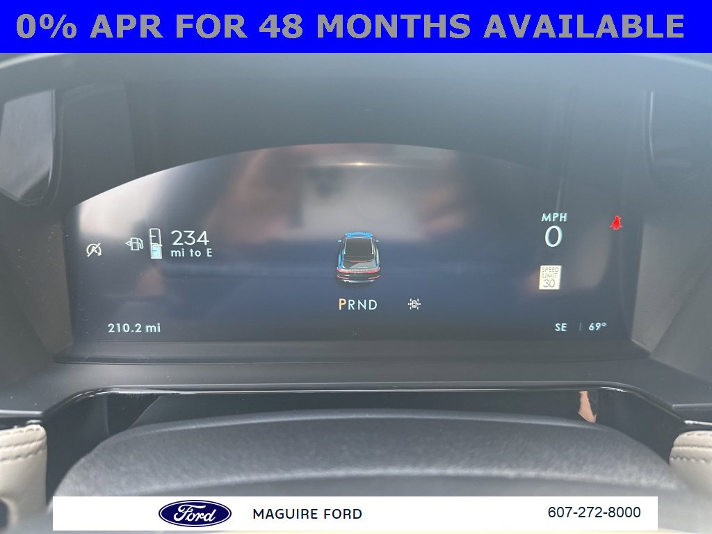 New 2025 Lincoln Corsair AWD w/ Equipment Group 101A image 18