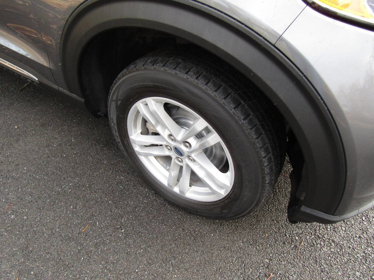 Used 2022 Ford Explorer XLT AWD/4WD image 48