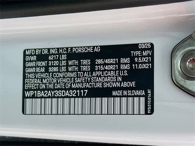New 2025 Porsche Cayenne Coupe AWD/4WD image 40