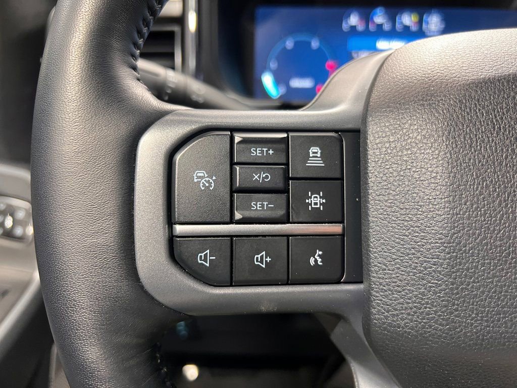 Used 2024 Ford F350 Lariat w/ Lariat Ultimate Package image 17