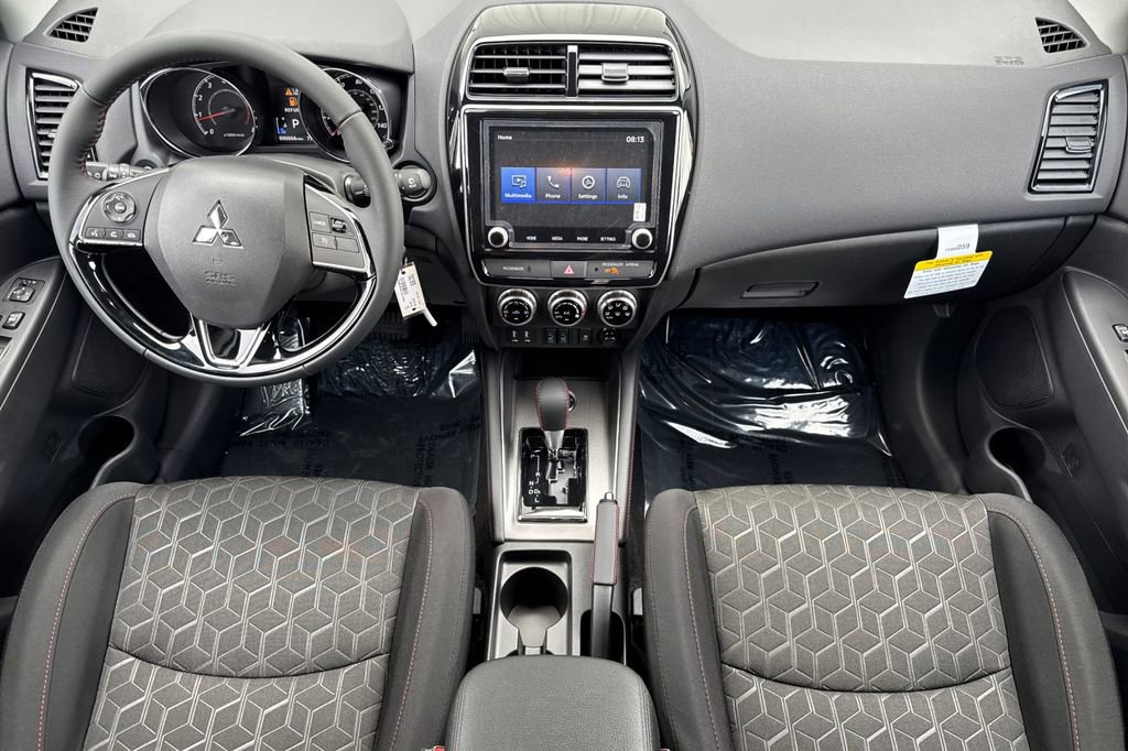New 2026 Mitsubishi Outlander Sport LE AWD/4WD image 13