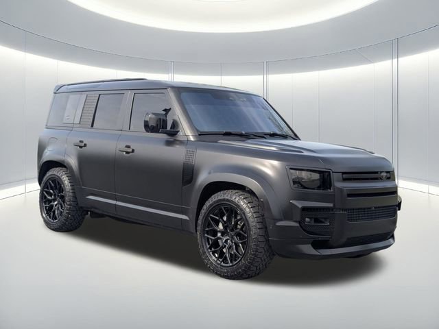 Used 2020 Land Rover Defender 110 SE AWD/4WD image 2