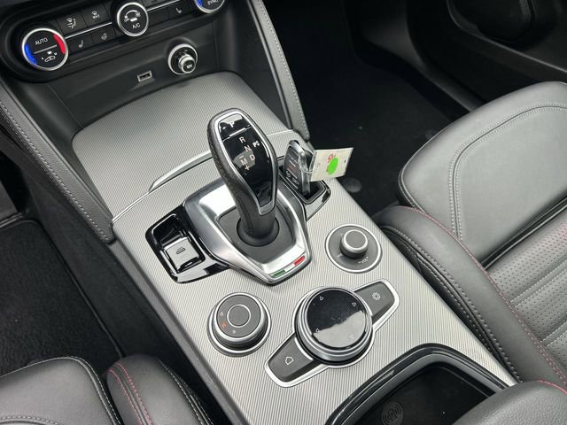 Used 2025 Alfa Romeo Stelvio Tributo Italiano w/ Active Assist Plus Package AWD/4WD image 22