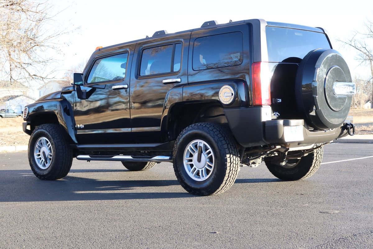 Used 2006 HUMMER H3 w/ Chrome Appearance Package image 7