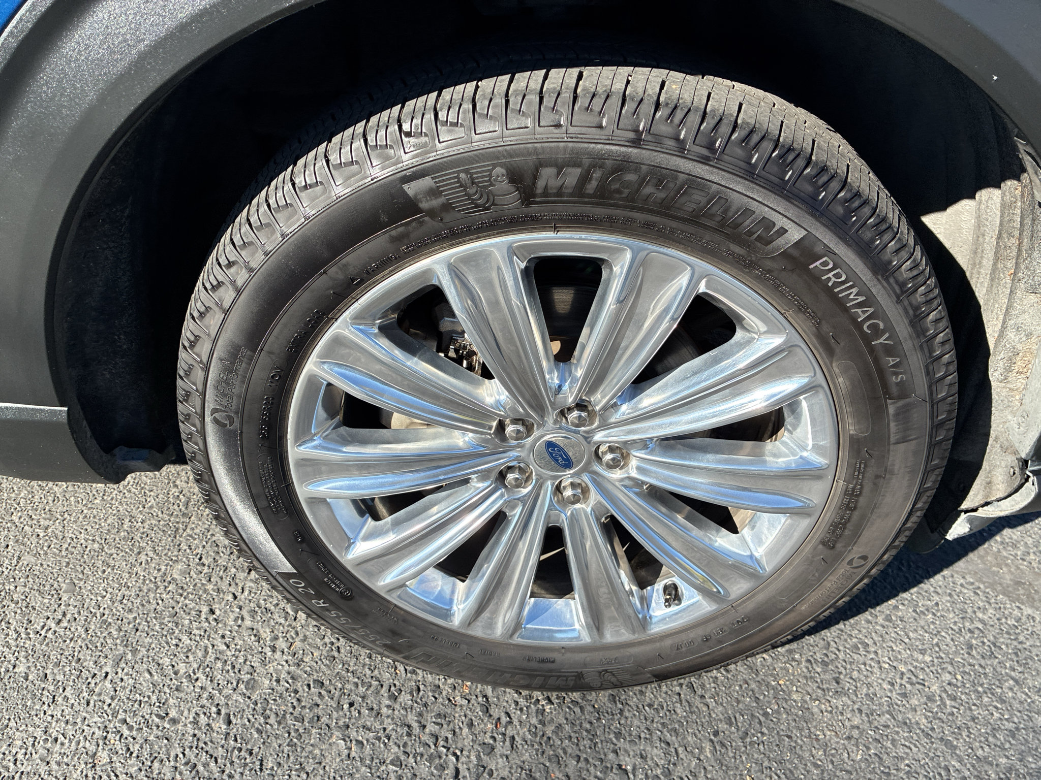 Used 2020 Ford Explorer Limited AWD/4WD image 10