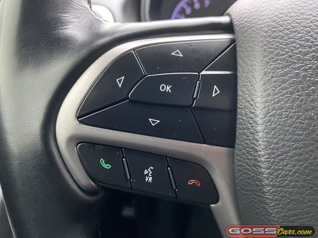 Certified 2022 Jeep Grand Cherokee Laredo X image 17