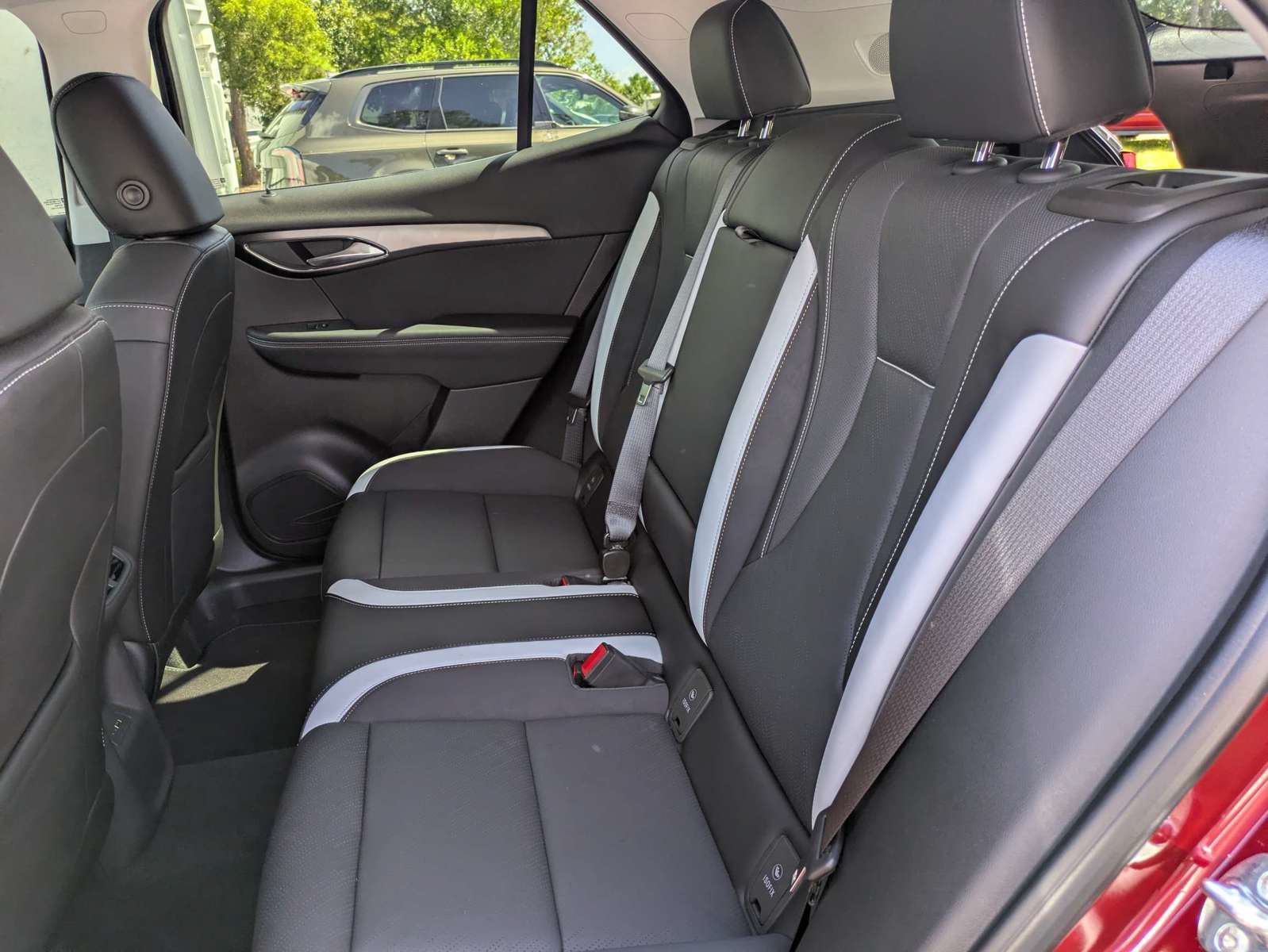 Used 2024 Buick Envision Sport Touring AWD/4WD image 12
