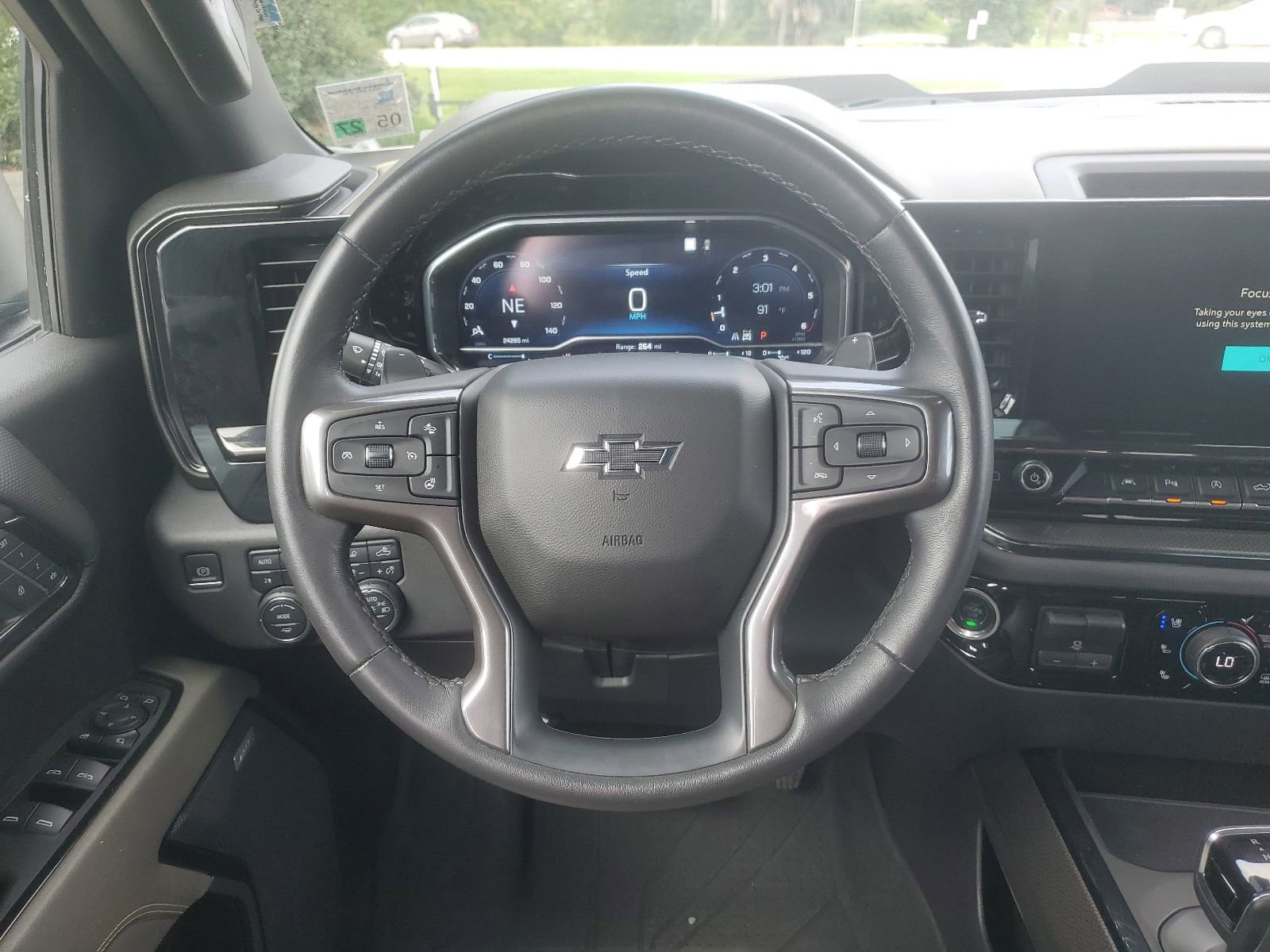Used 2023 Chevrolet Silverado 1500 ZR2 AWD/4WD image 11
