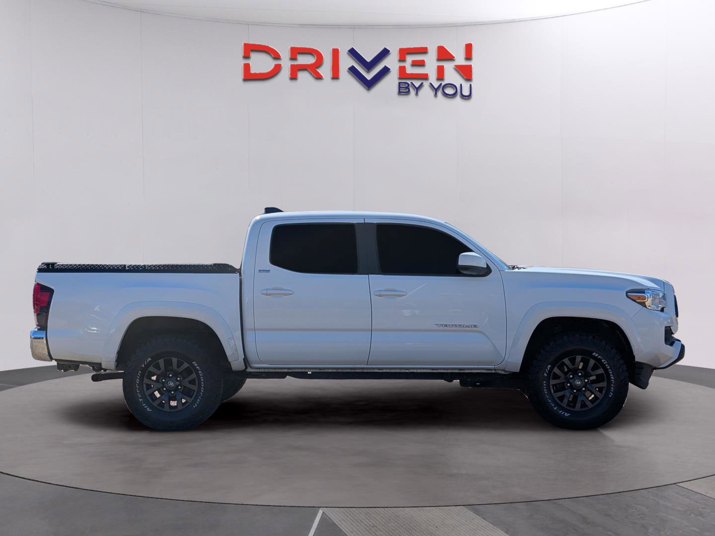 Used 2021 Toyota Tacoma SR5 image 5