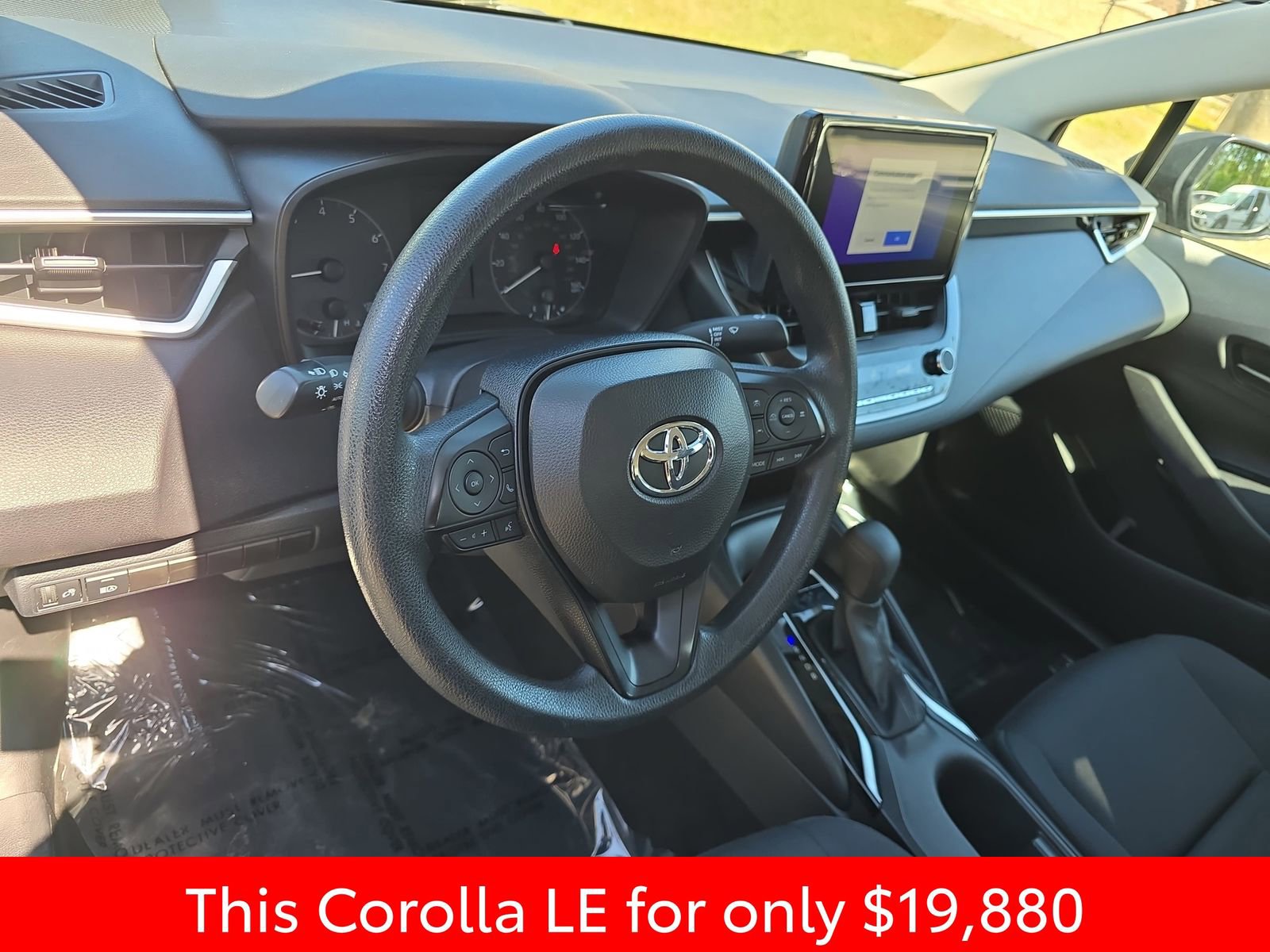 Used 2024 Toyota Corolla LE FWD image 21
