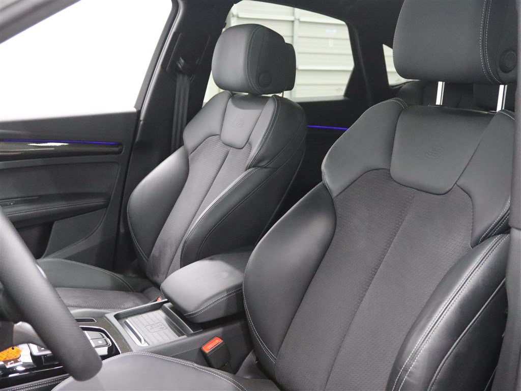 Used 2023 Audi SQ5 Prestige w/ Prestige Package AWD/4WD image 11