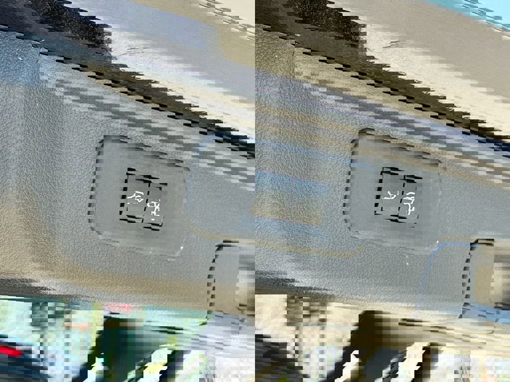 Used 2025 Toyota Grand Highlander Limited image 35